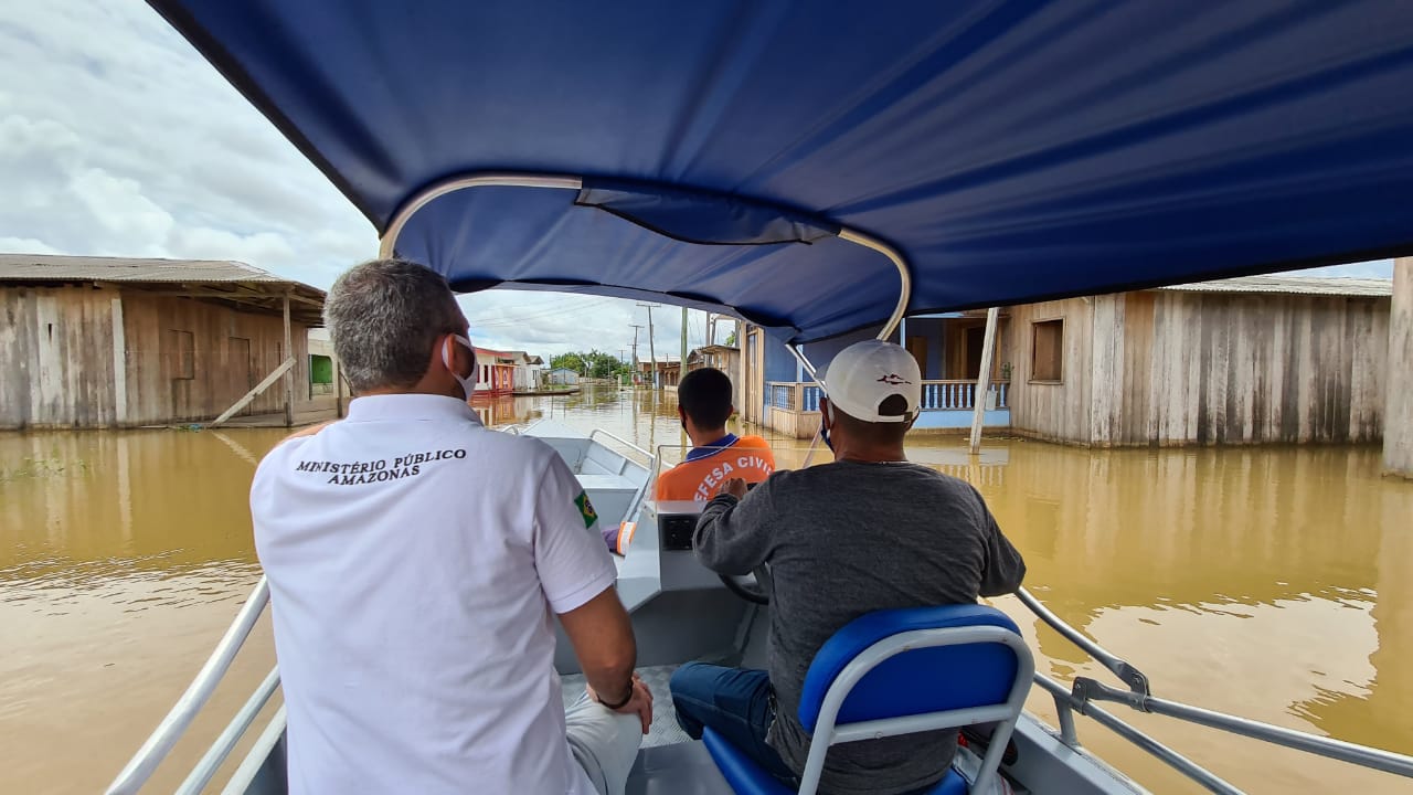 MPAM EM AÇÃO: MP acompanha as ações de enfrentamento a enchente do Rio Juruá