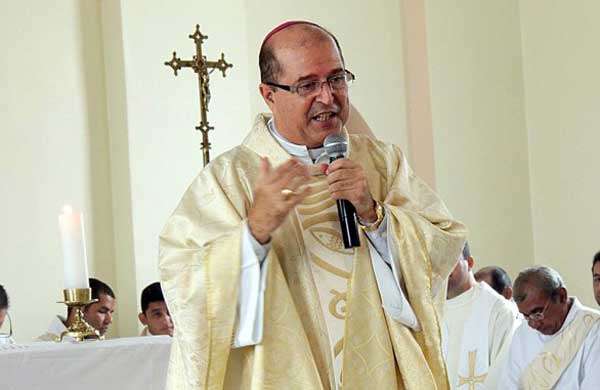 Arcebispo emérito de Manaus morre após 5 dias internado