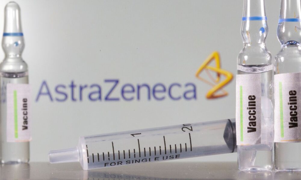 Estudo indica que a vacina da AstraZeneca é eficaz contra nova cepa