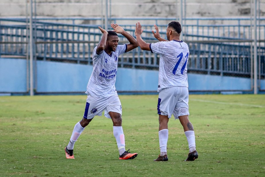 Atual campeão Amazonense  Penarol estreia batendo o Iranduba por 3 a 0