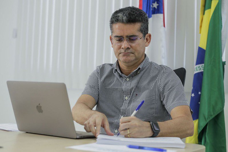 Prefeito David Almeida sanciona a criação do ‘Auxílio Empreendedor’