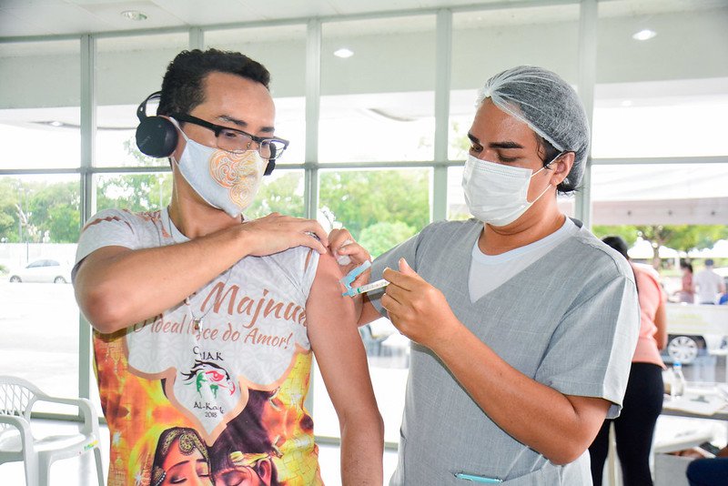 Prefeitura de Manaus conclui aplicação da primeira dose da vacina do grupo com comorbidades