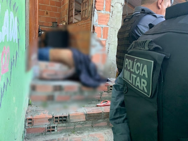 Em Manaus: homem foge de suspeitos, mas acaba executado dentro de casa