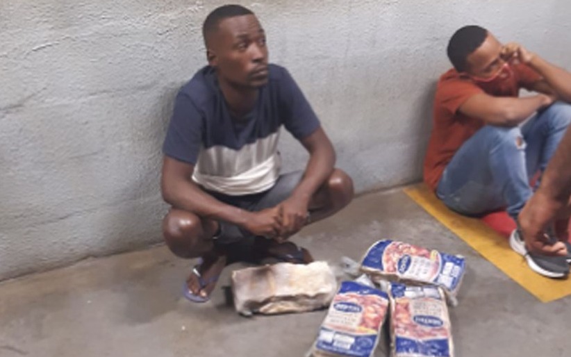 Polícia deve prender seguranças que entregaram aos traficantes jovens acusados de furto em supermercado