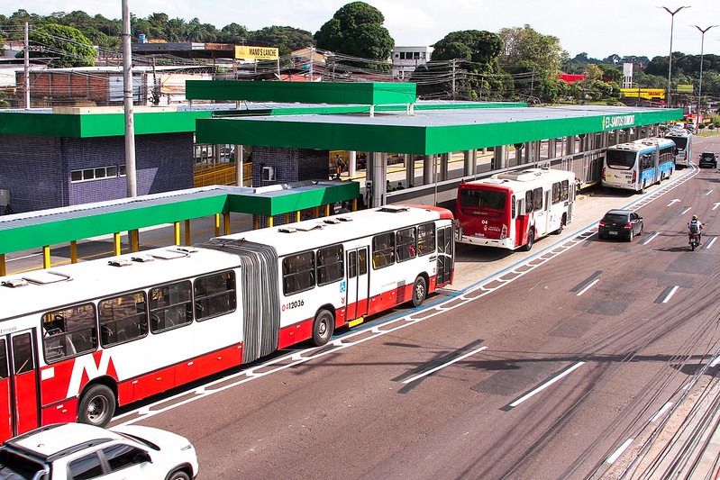Prefeitura entrega plataforma e nova Estação E3-Santos Dumont aos usuários de transporte de Manaus