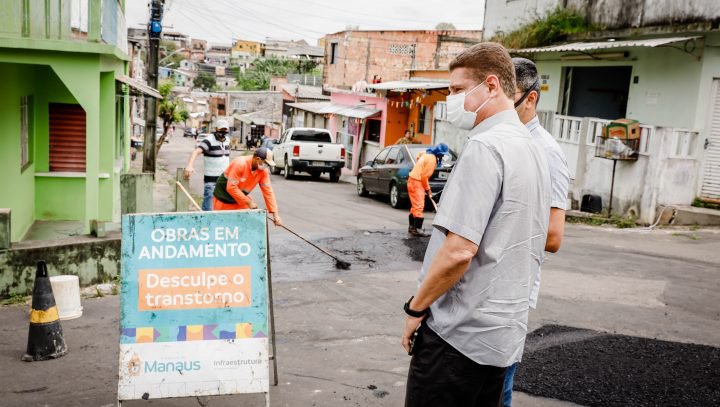 Prefeitura de Manaus intensifica frentes de obras nas zonas Oeste e Centro-Oeste