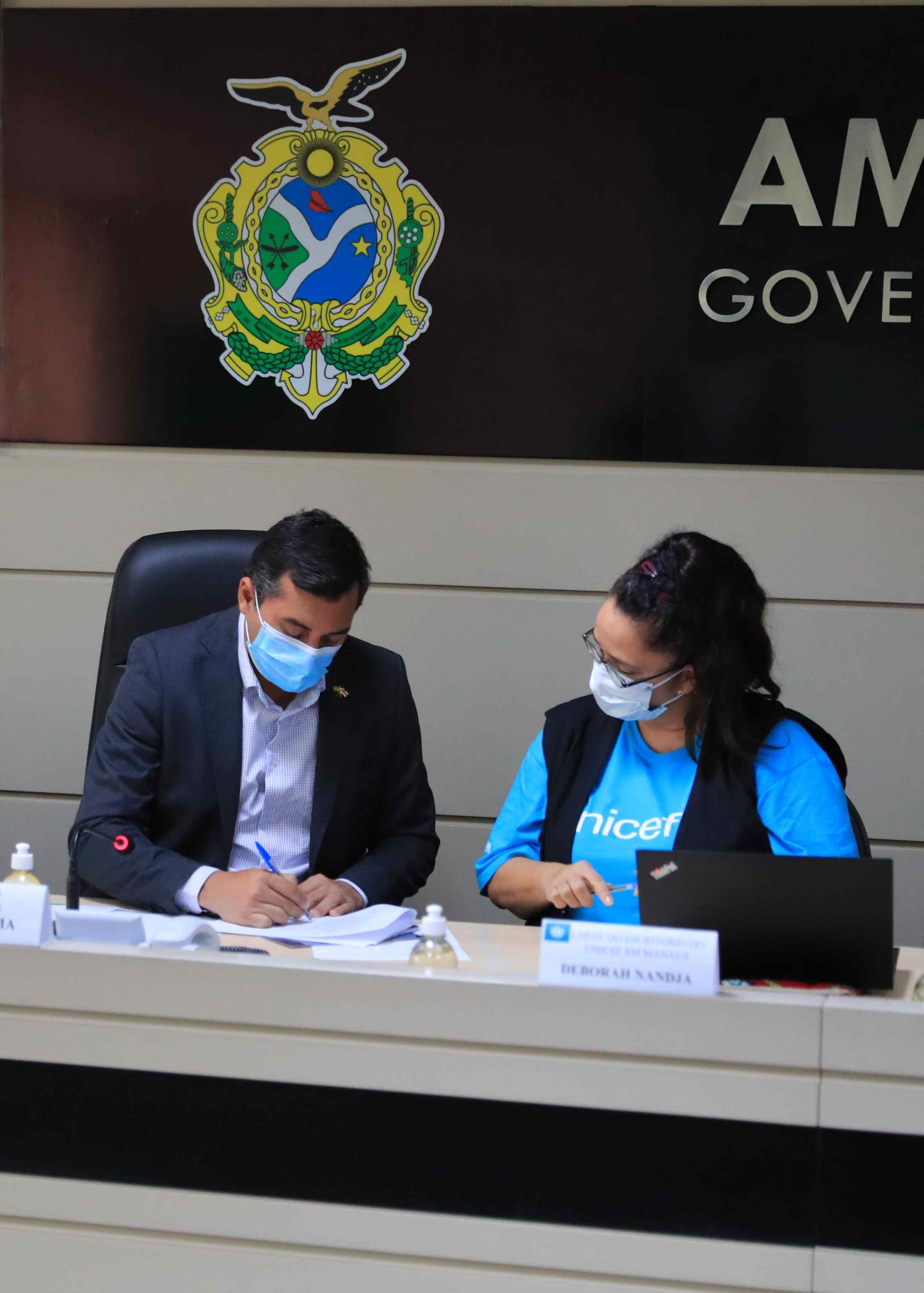 Wilson Lima assina protocolo com Unicef para fortalecer políticas públicas em saúde, assistência social e educação