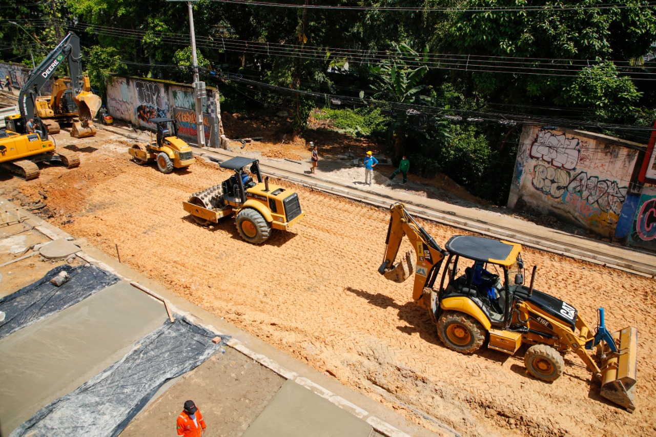 Prefeitura de Manaus realizou grandes intervenções de infraestrutura nos primeiros seis meses da gestão David Almeida