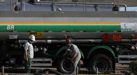 Petrobras anuncia aumento no diesel, gasolina e gás de cozinha