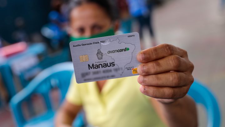 Prefeitura de Manaus realiza agendamento dos remanescentes do cartão Auxílio Operação Cheia