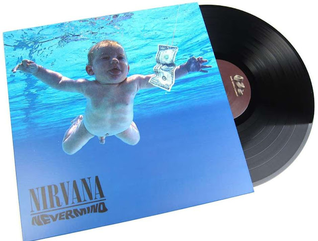 Bebê da capa de “Nevermind” processa Nirvana por pornografia infantil