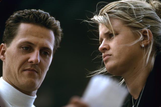 Mulher de Michael Schumacher dá rara entrevista e fala sobre o ex-piloto
