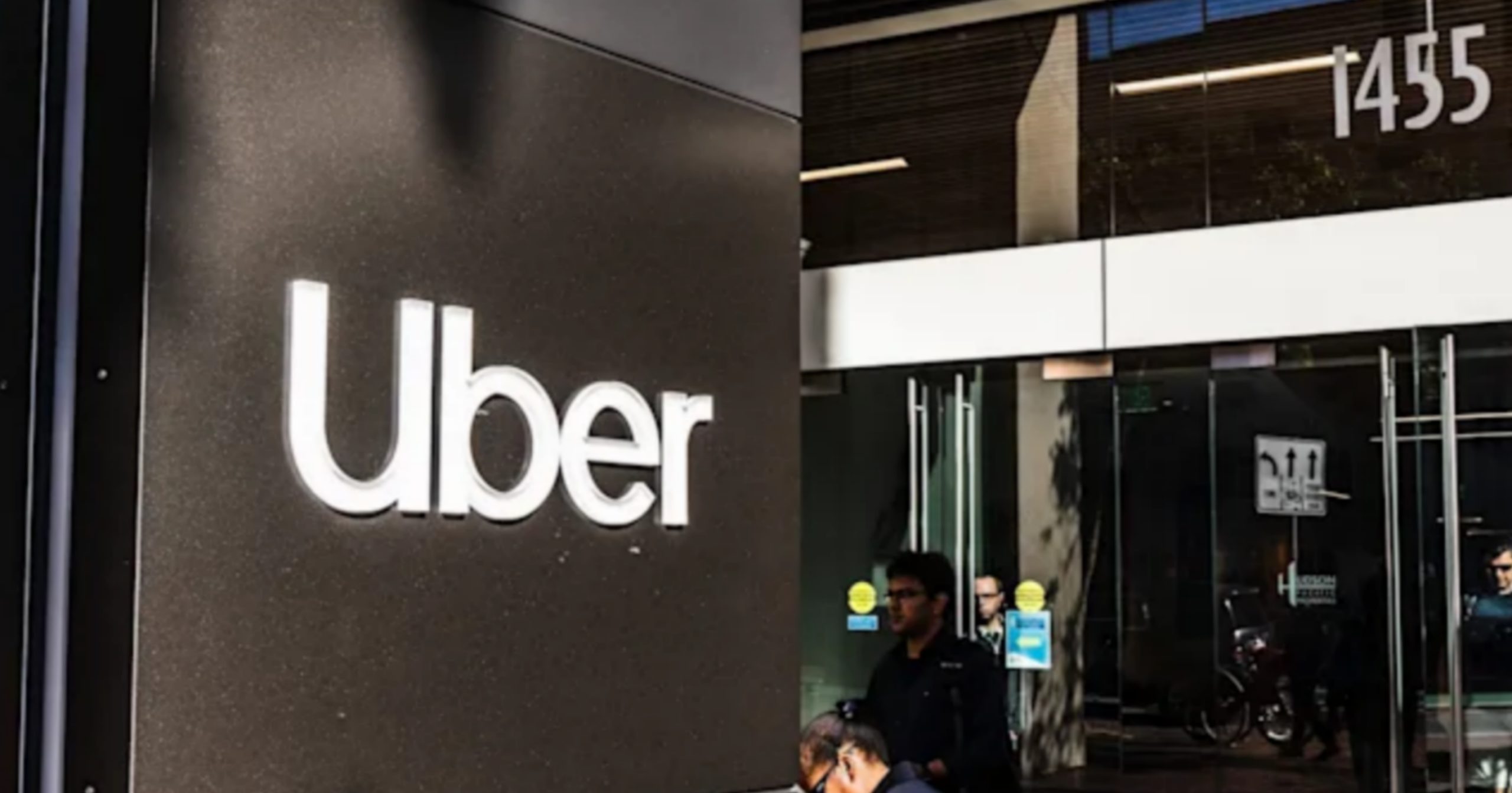 Uber é condenada a pagar R$ 1 milhão por danos sociais a motorista