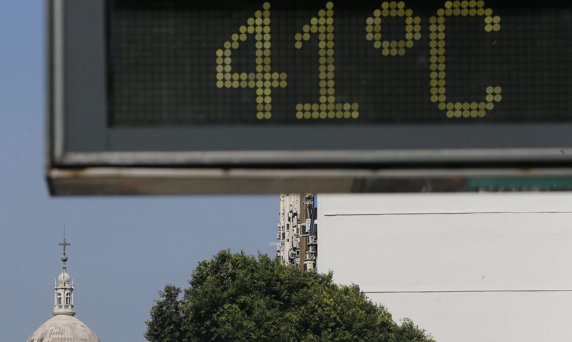 Calor extremo pode afetar 1 bilhão de pessoas se temperatura subir 2°C