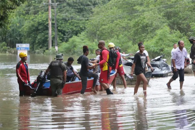 Chuvas já deixam 30 mortos em Minas e na Bahia