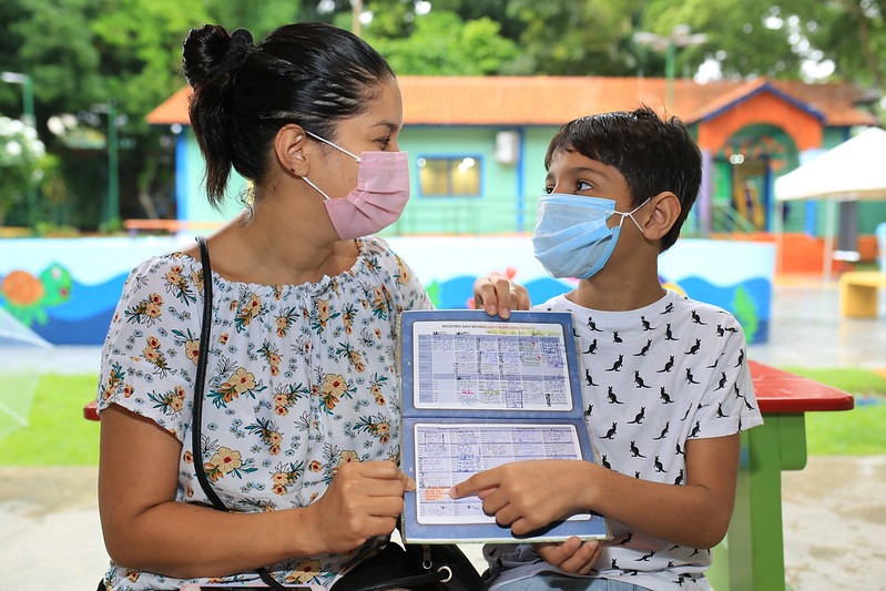 Prefeitura de Manaus amplia vacinação contra a Covid-19 para crianças de 6 a 9 anos de idade