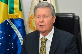 Arthur Vírgilio lamenta morte da mãe do presidente Bolsonaro