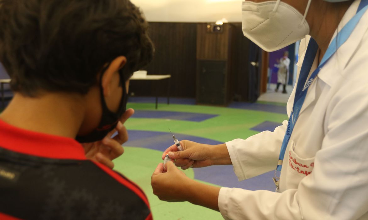 Vacinação infantil no Rio de Janeiro deve ser retomada na sexta-feira