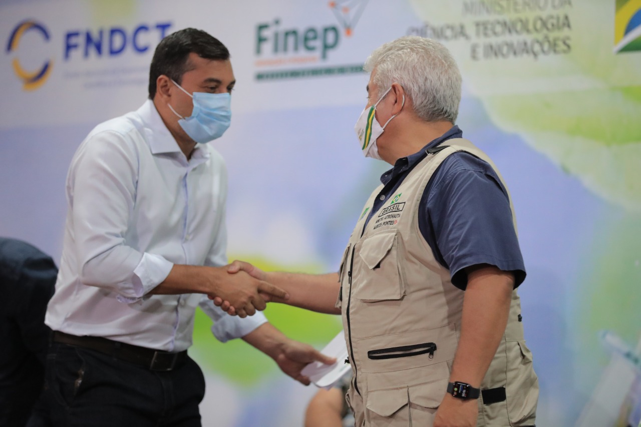Wilson Lima destaca investimentos da Fapeam em bioeconomia, em evento com ministro Marcos Pontes