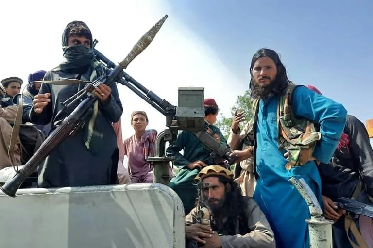 Talibã pede ‘diálogo’ e ‘resolução pacífica’ na crise entre Rússia e Ucrânia