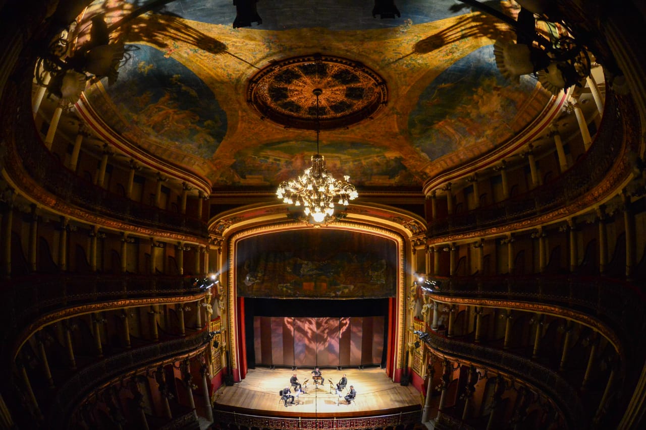 Teatro Amazonas tem jazz, dança e festival de curtas, nesta segunda quinzena de março