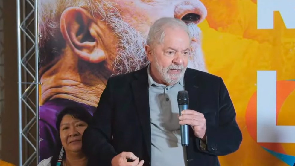 Lula volta a se reunir em Brasília com políticos do MDB