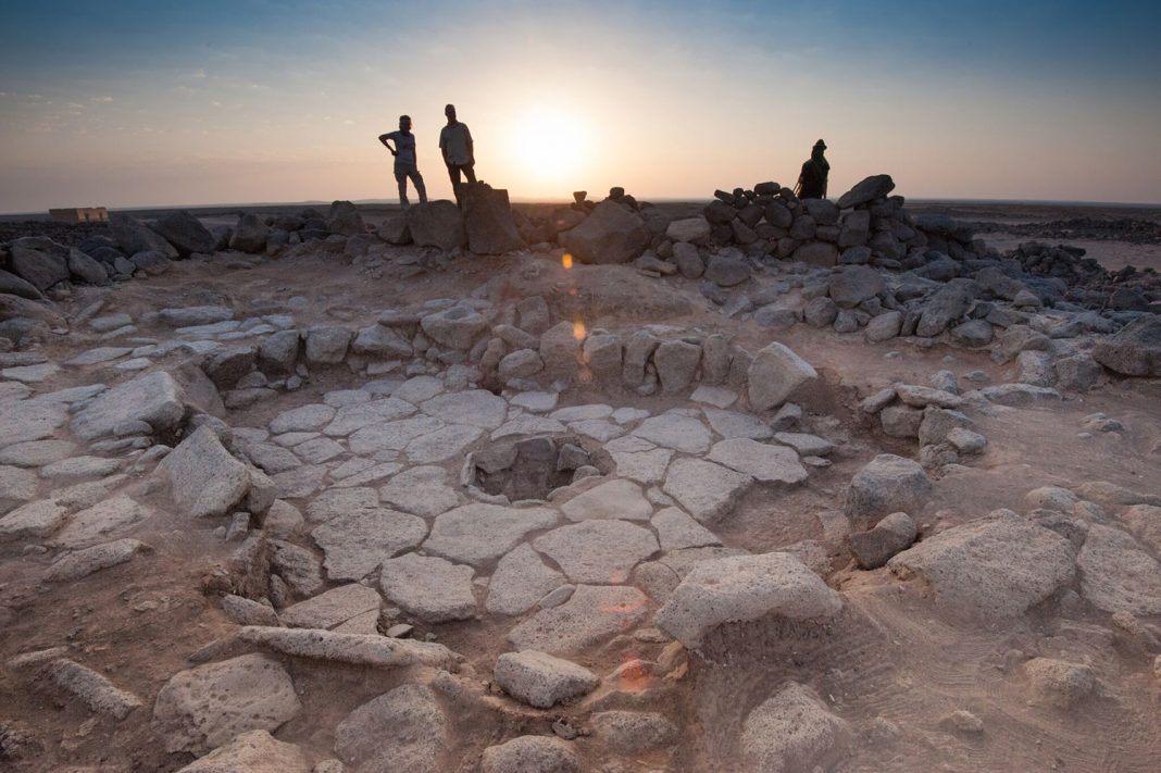 Arqueólogos descobrem pão que antecede a agricultura em 4.000 anos