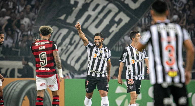 Atlético-MG vence o Flamengo e abre vantagem na Copa do Brasil