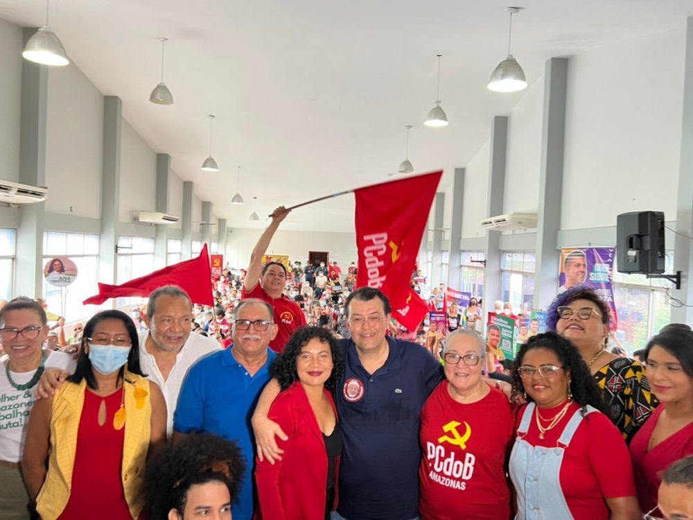 Senador Eduardo Braga participa de convenção do PCdoB e diz que está unido com Lula