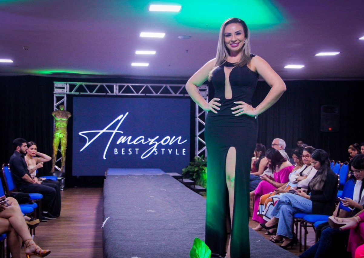 Rose Lobo fecha o mês de julho com diversas ações sociais e apoio a projeto de incentivo a moda no Amazonas