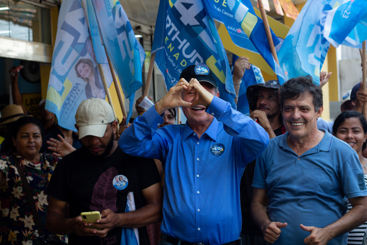 ‘É Arthur!’, população de Manaus declara apoio à candidatura de Arthur Neto ao Senado