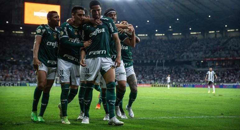 Fora de casa e com desfalques, Palmeiras vence o Atlético-MG