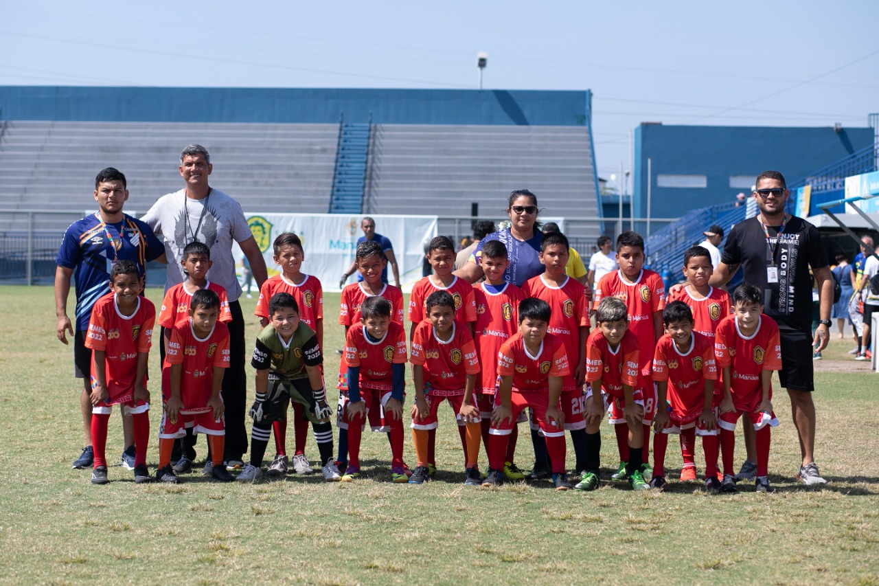 Prefeitura de Manaus realiza etapa final da Copa Zico com escolas da DDZ Leste 2