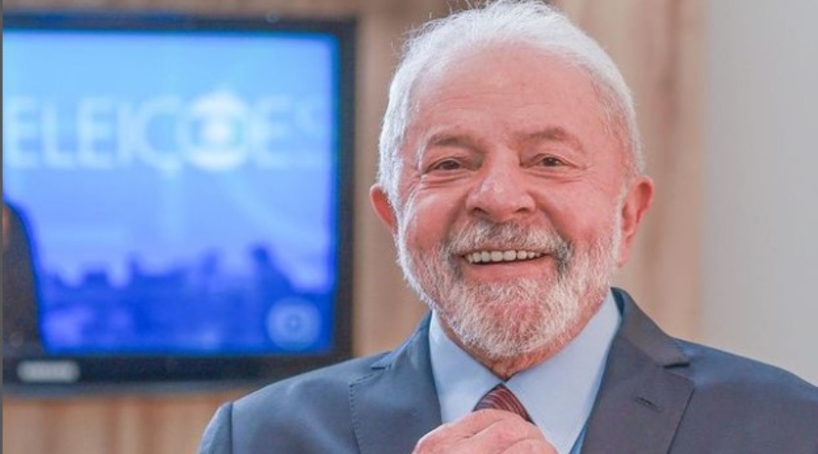 Lula é eleito presidente do Brasil com 50,83% dos votos