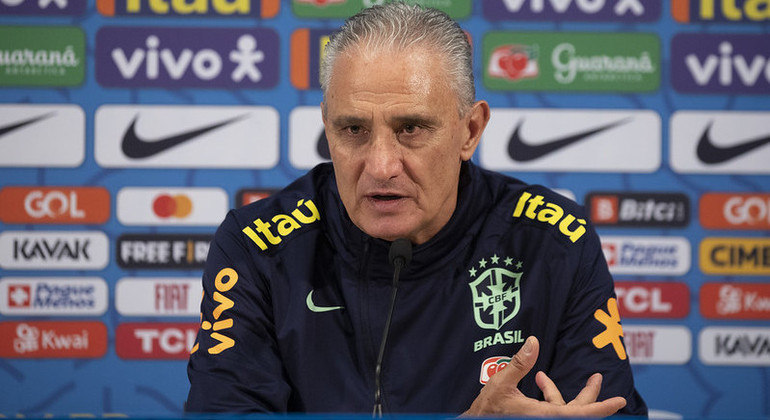Brasil entrega pré-lista para a Copa, mas não divulga nomes, apesar do desejo do técnico, Tite