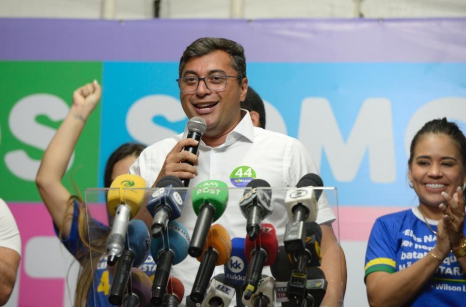 Wilson recebe mais de 819 mil votos e vence em 49 municípios do Amazonas no primeiro turno