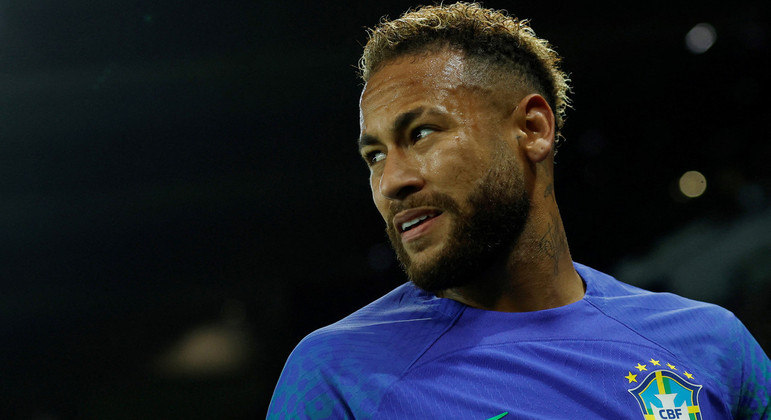 Neymar visa passar Pelé por gols na seleção, mas Copa é um desafio