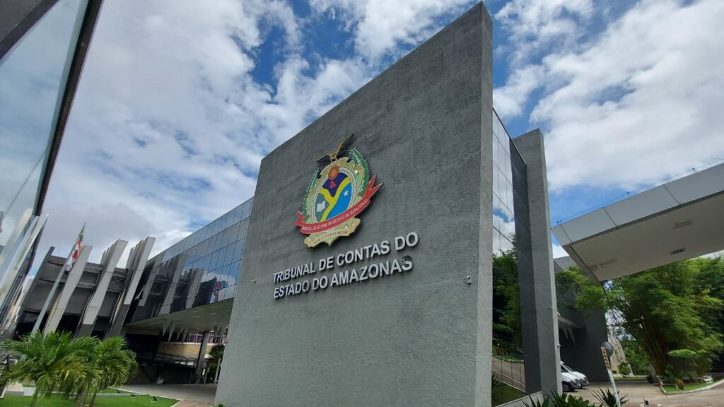 TCE-AM emite alerta a prefeito de Jutaí por descumprimento do limite de despesa com pessoal