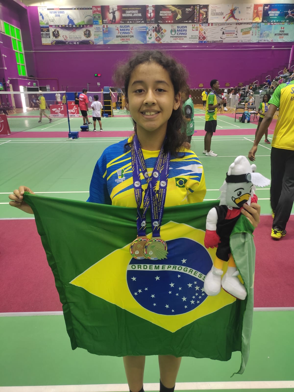 Estudante da rede estadual conquista duas medalhas no Campeonato Sul-Americano de Badminton
