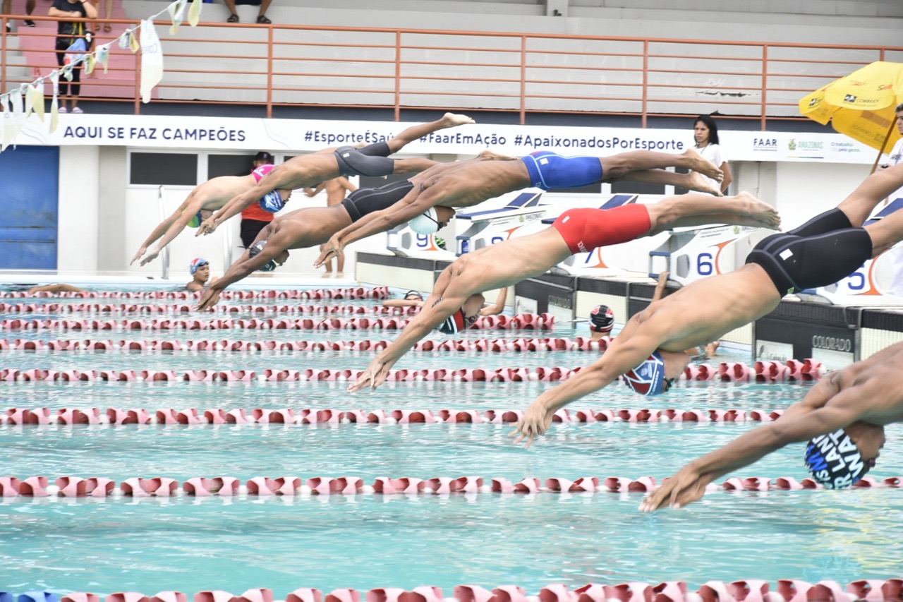 Quebras de recordes na natação marcam Campeonato Amazonense de Categorias