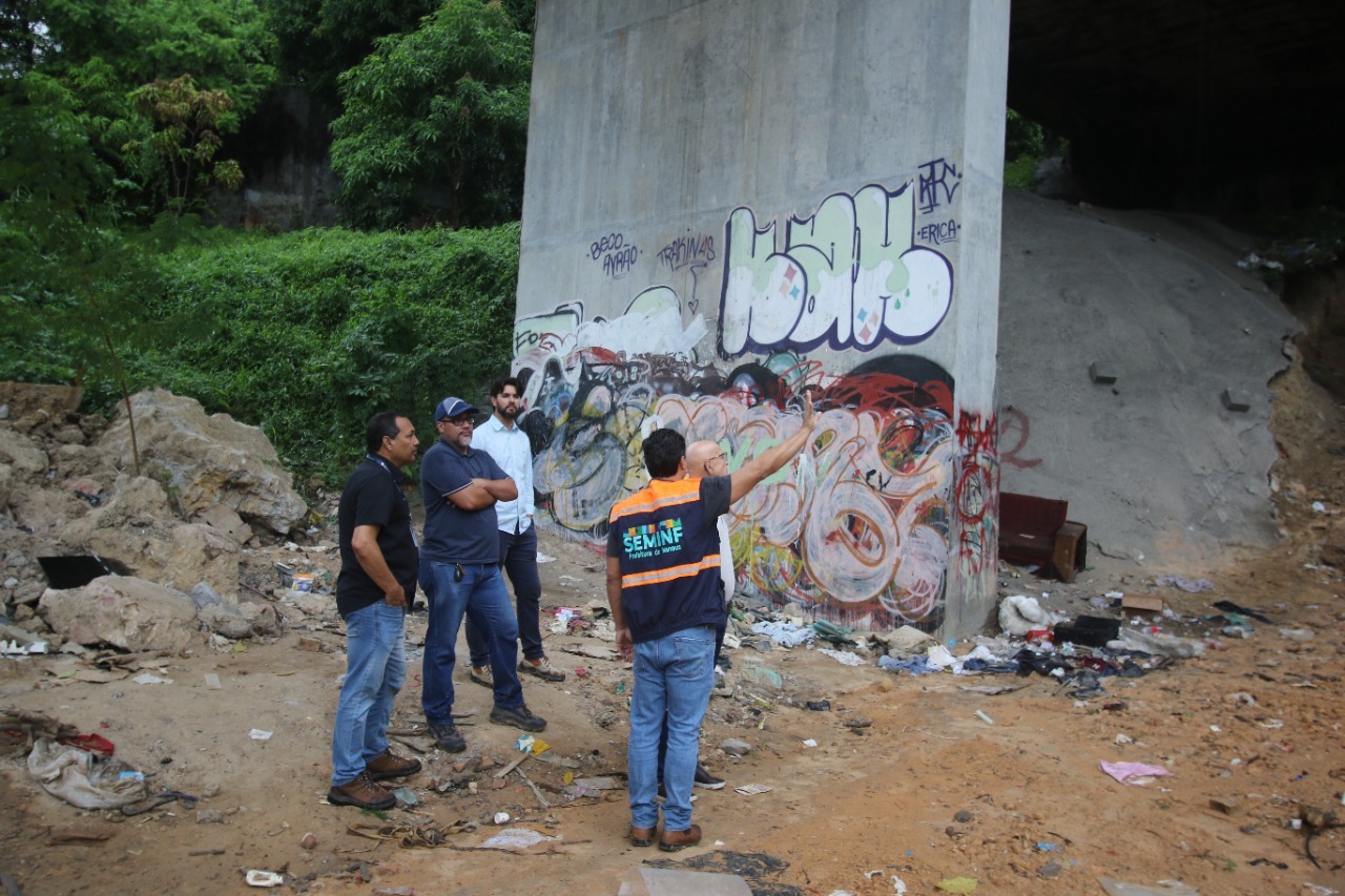 Prefeitura de Manaus afirma inexistência de risco iminente de desmoronamento no viaduto do Boulevard