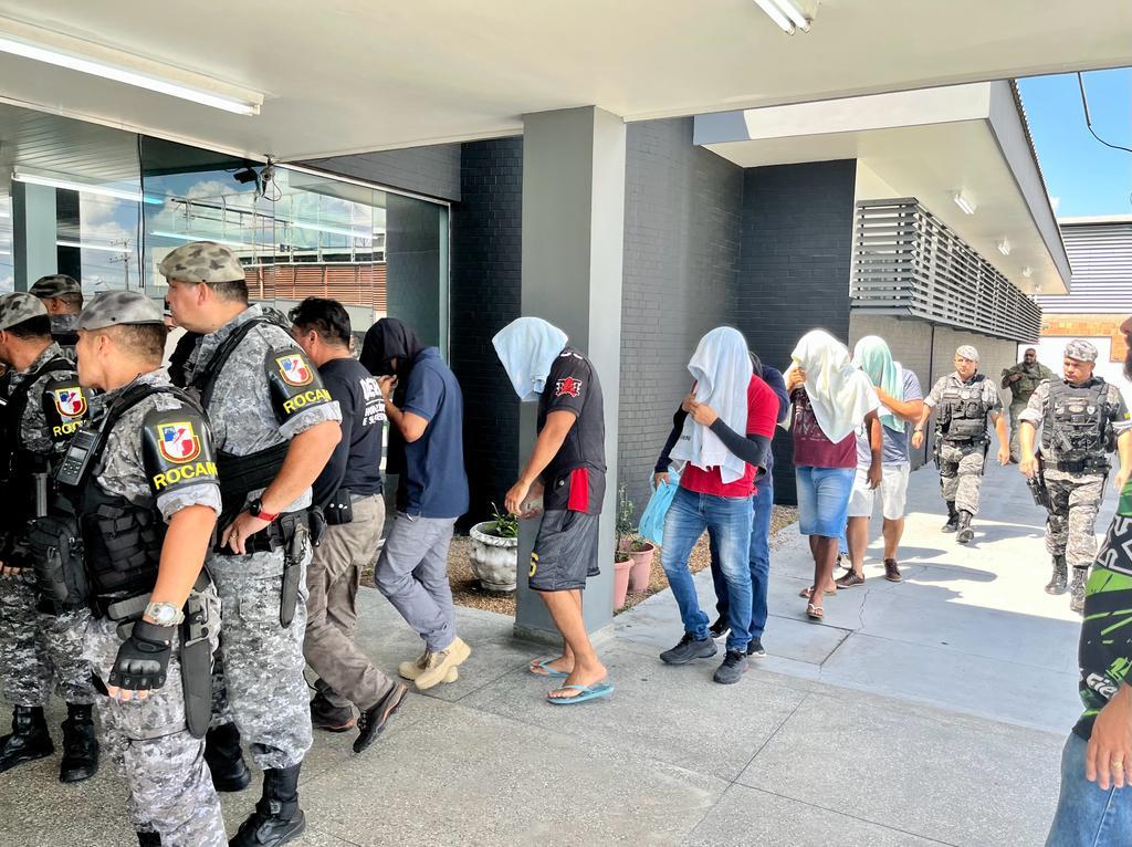 Grupo de Policiais suspeito de chacina na AM-010 é preso em Manaus