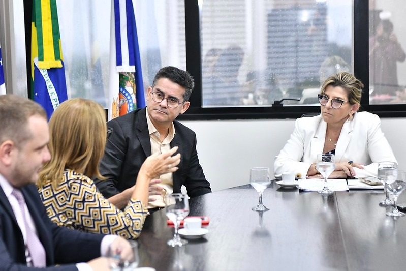Prefeito David Almeida se reúne com TJ-AM e MP-AM e reforça compromisso com a transparência