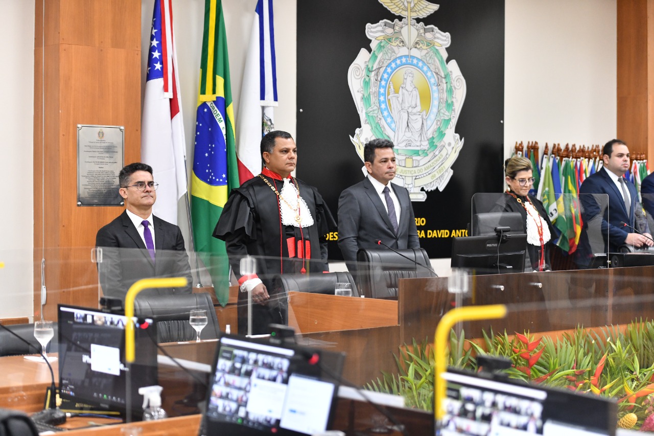 Prefeito de Manaus participa da cerimônia de abertura do Ano Judiciário