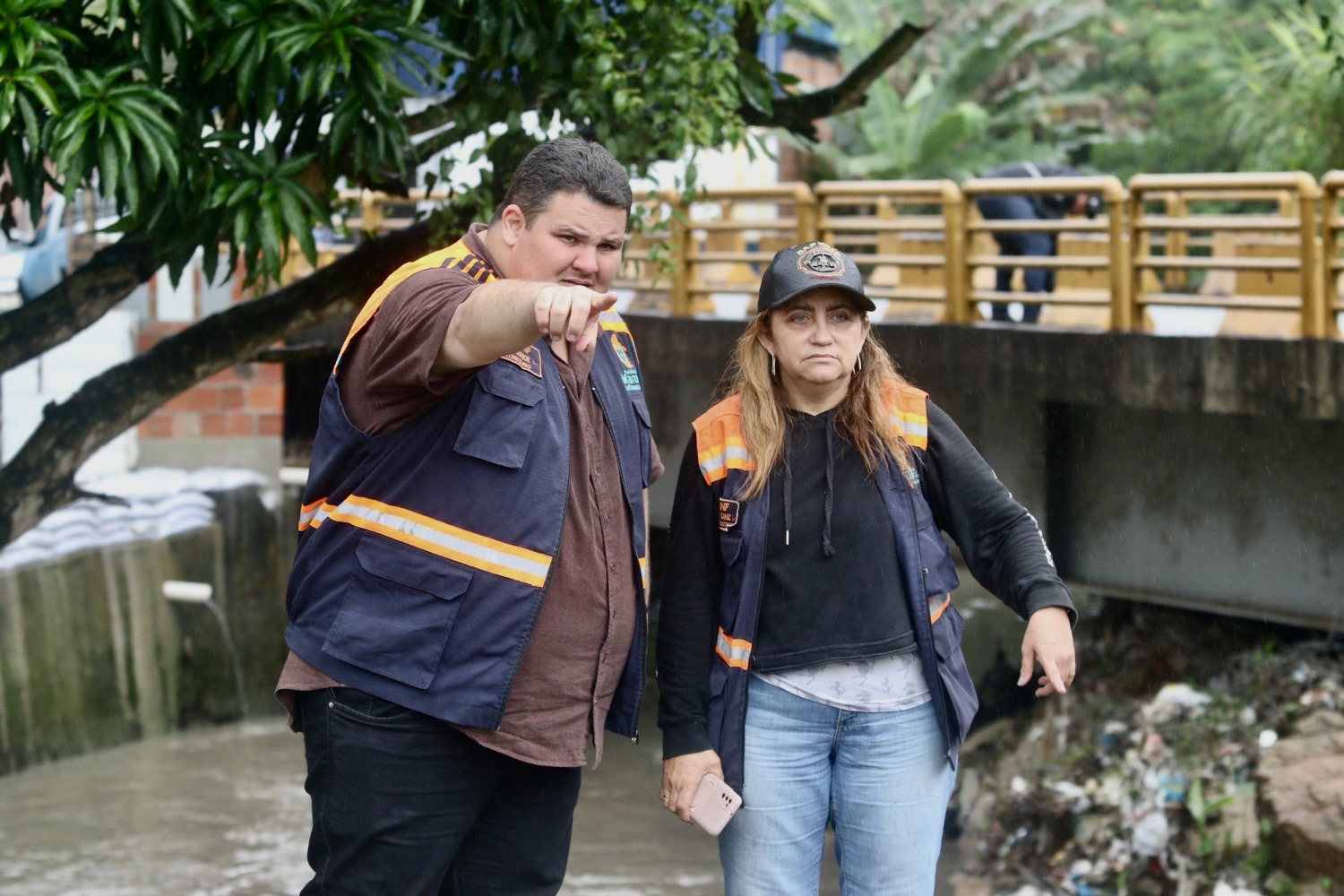 Prefeitura de Manaus inicia intervenção emergencial no beco Padre Pinto, no bairro da Paz