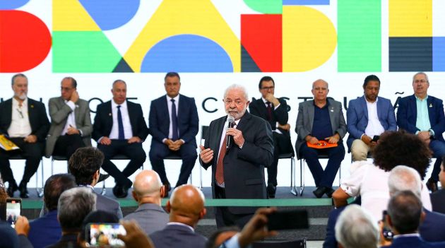 Lula cria grupo de trabalho visando a valorização do salário mínimo