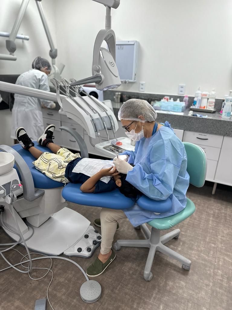 TCE-AM implanta projeto “Dente de Leite” voltado para crianças em vulnerabilidade social