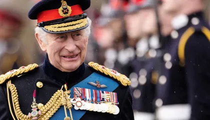 Cerimônia de coroação de rei Charles contará com vasta procissão militar