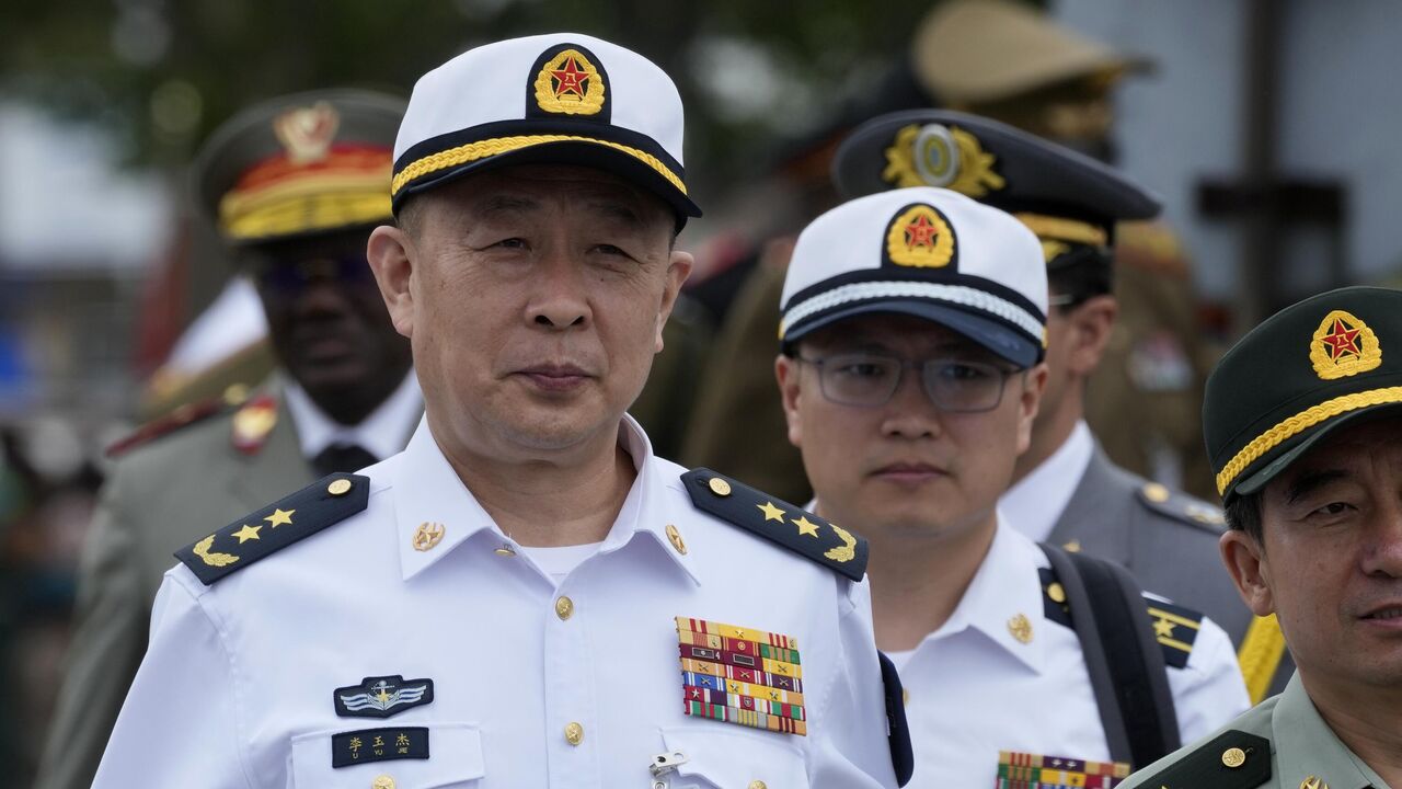 Comitiva da Marinha da China desembarca no Brasil como parte da ‘retomada de visitas de Defesa’