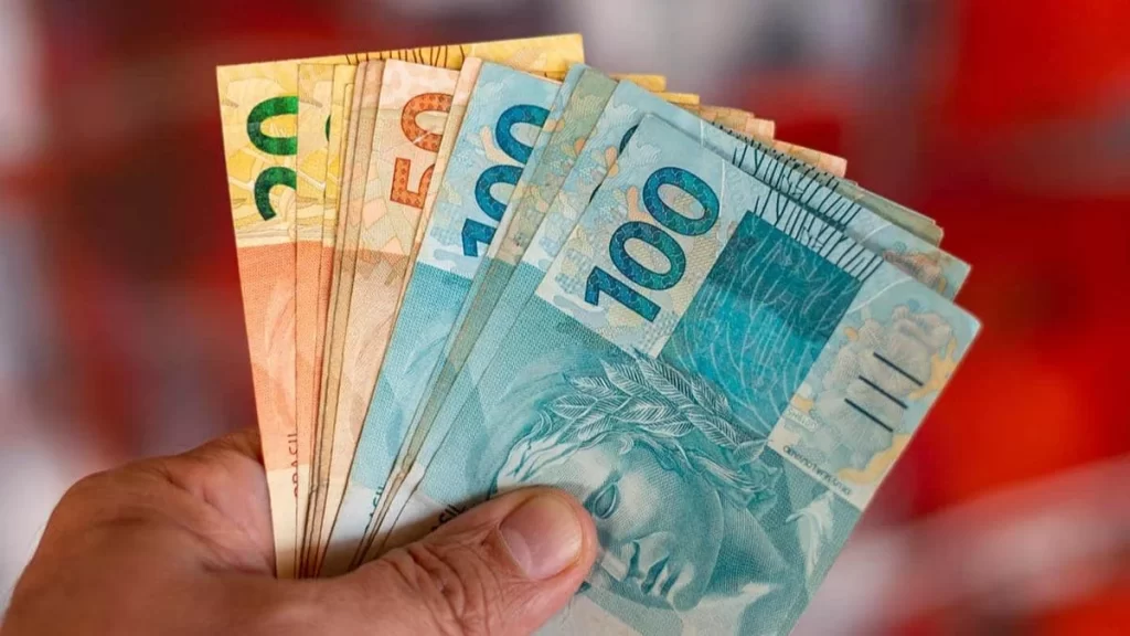 Brasileiros ainda não sacaram R$ 7,12 bilhões de valores a receber